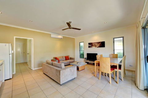 Woodgate Beach Houses - Your Accommodation 1