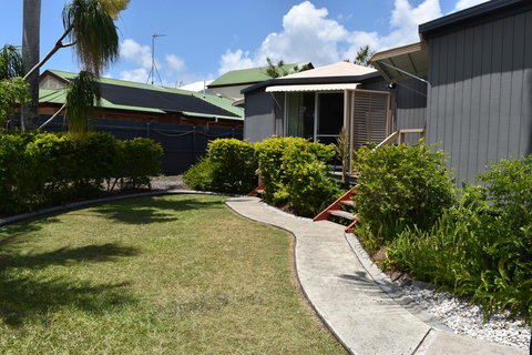 Wunpalm Motel & Holiday Cabins - Your Accommodation 3