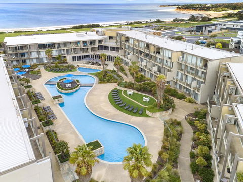 Wyndham Resort Torquay - Your Accommodation 0