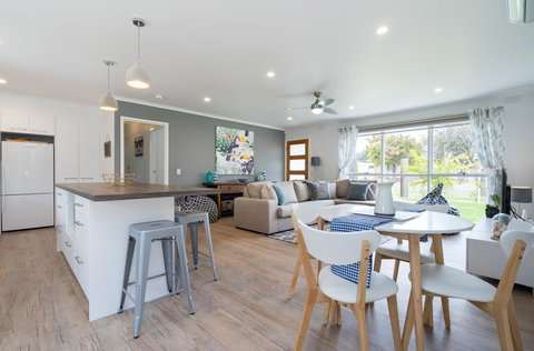 Xanadu Shores - Your Accommodation 3