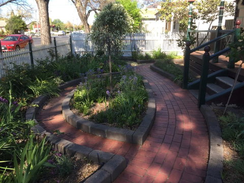 Yapera On Lucan - Your Accommodation 3