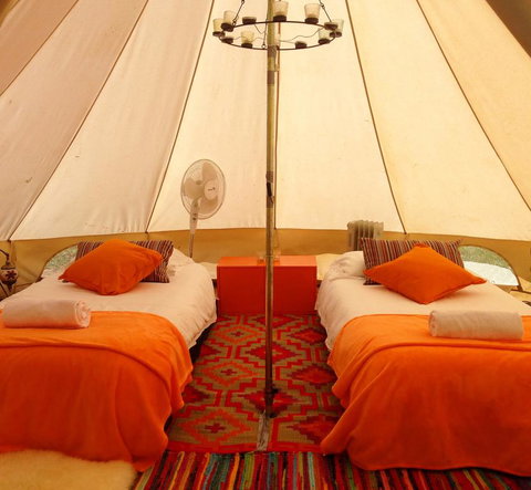 Yanada - Your Accommodation 1