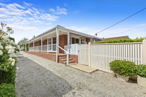 YIN-YANG - MOUNT ELIZA - Your Accommodation 3
