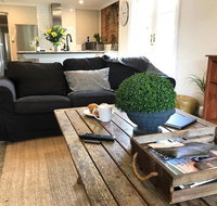 YSG The Edward Townhouse 151 - Walk To Town - Your Accommodation