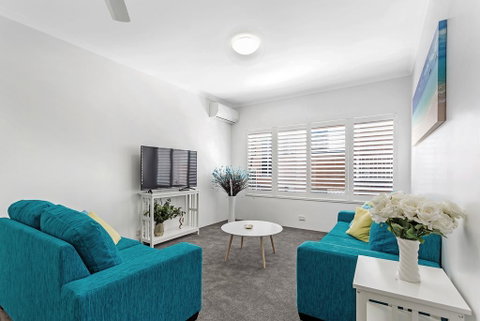 Zenith Unit 7 - Shoal Bay - Your Accommodation 2
