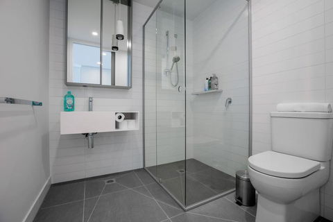 Modern City Comfy And Warm Apt@Parkville+Carpark - Your Accommodation 1