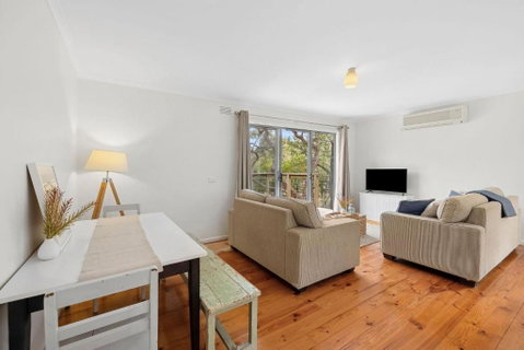 2 Russell - Your Accommodation 4