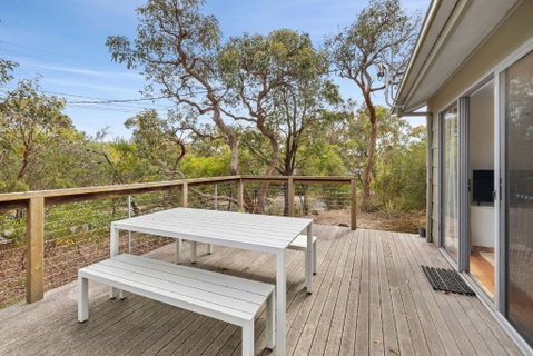 2 Russell - Your Accommodation 3