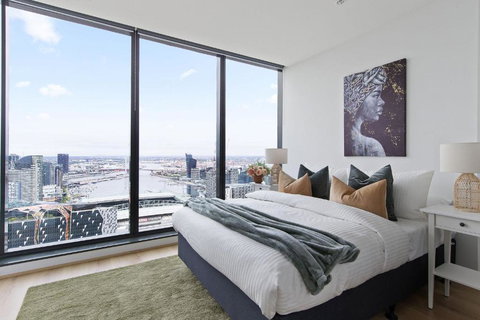 A Cozy 2BR Apt With Harbour Views FREE Parking - Your Accommodation 0