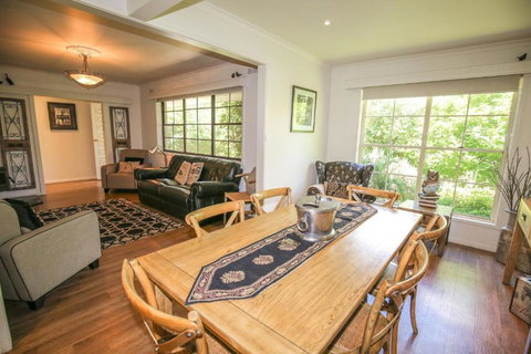 Abbeville In Bright - Your Accommodation 3