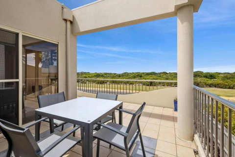 Absolute Beachfront Retreat On The Esplanade - Your Accommodation 1