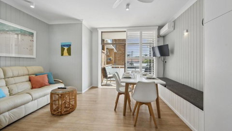 Affordable, Pool, Spa, Beach, Sleeps 5 - Your Accommodation 1