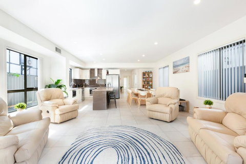 Agathas At Seacombe Gardens - Your Accommodation 3