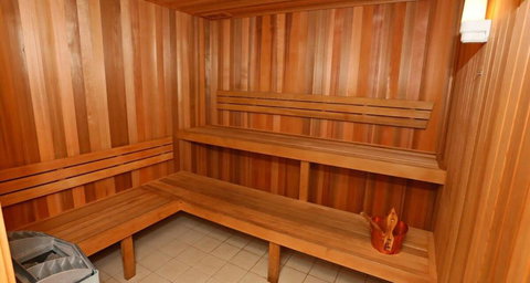 Alex Heads Oceanview Escape - Your Accommodation 3