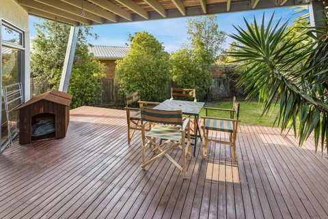 Aqua Vista - Your Accommodation 4