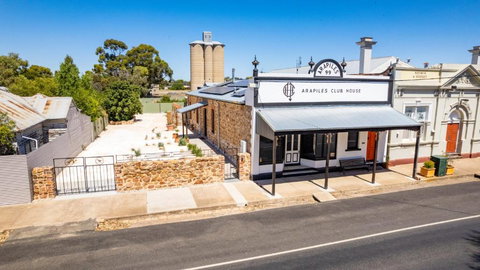 Arapiles Club House - Your Accommodation 0