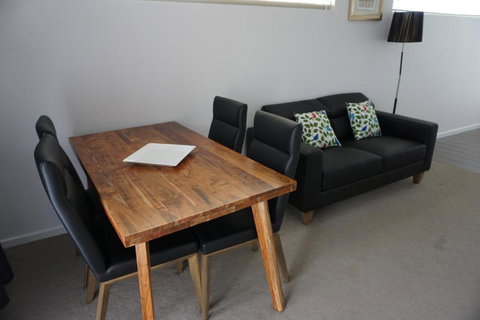 Ashmont Motel And Apartments - Your Accommodation 4