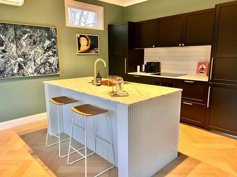 Ayla Cottage - Cosy Escape - Your Accommodation 4