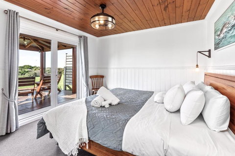 Apollo Bay Cottages- Sugarloaf - Your Accommodation 1