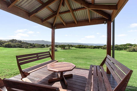 Apollo Bay Cottages- Sugarloaf - Your Accommodation 3