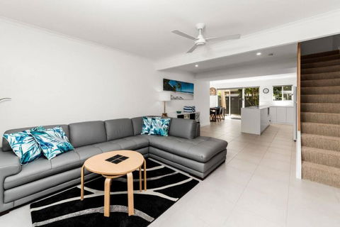 BARBADOS Ultimate Laid-back Holiday - Flat Stroll To River - Your Accommodation 0