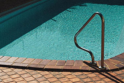 BAY PROPERTIES . Ocean Sounds - Your Accommodation 2