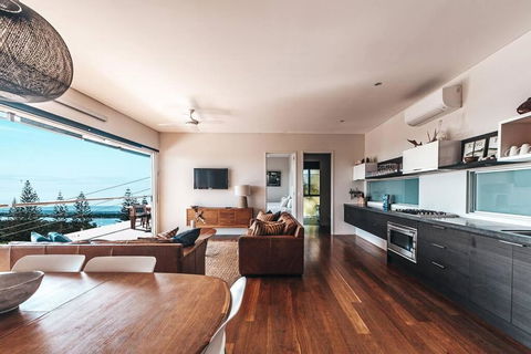BAY PROPERTIES . The Big Chill - Your Accommodation 0