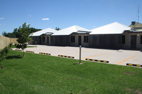 Emerald Park Motel - Your Accommodation 10