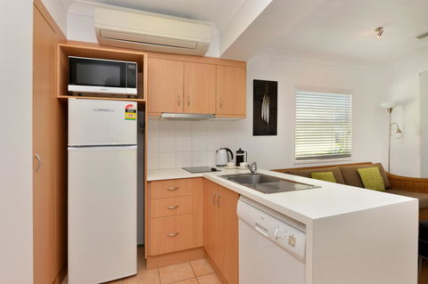 Port Douglas Apartments - Adults Only Oasis - Your Accommodation 8