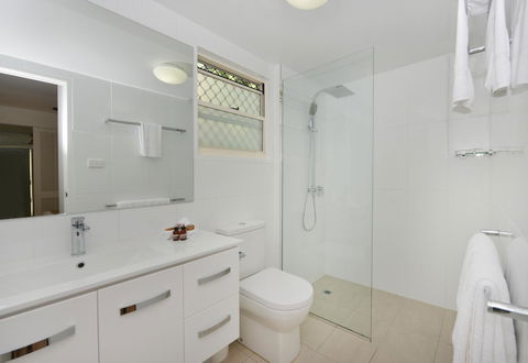 Port Douglas Apartments - Adults Only Oasis - Your Accommodation 32