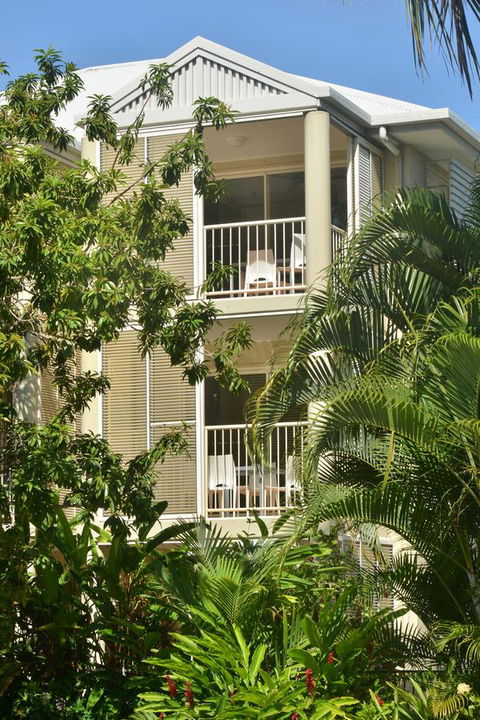 Port Douglas Apartments - Adults Only Oasis - Your Accommodation 25
