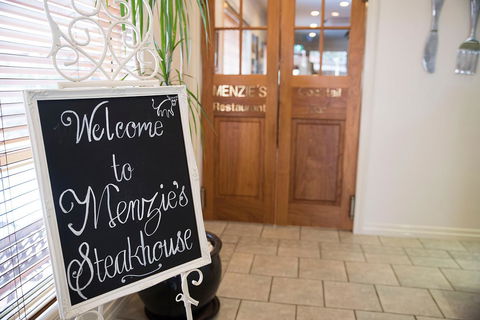 Charleville Motel - Your Accommodation 4