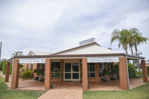 Charleville Motel - Your Accommodation 0