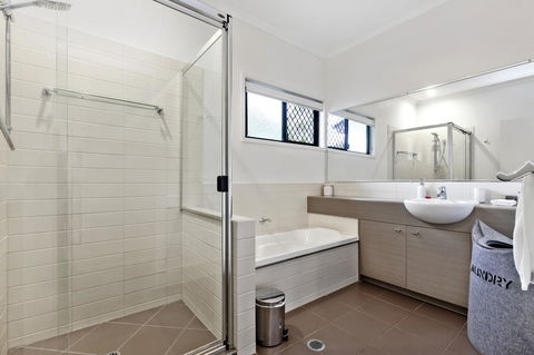 Lotus Retreat - Your Accommodation 1