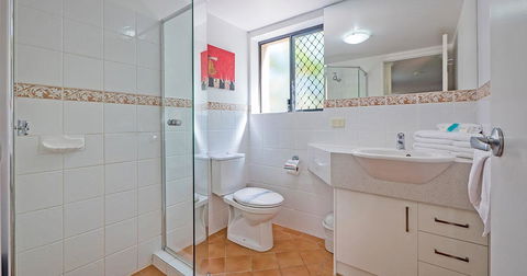 Burleigh On The Beach - Your Accommodation 22