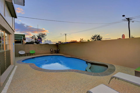 Chalet Motor Inn - Your Accommodation 11