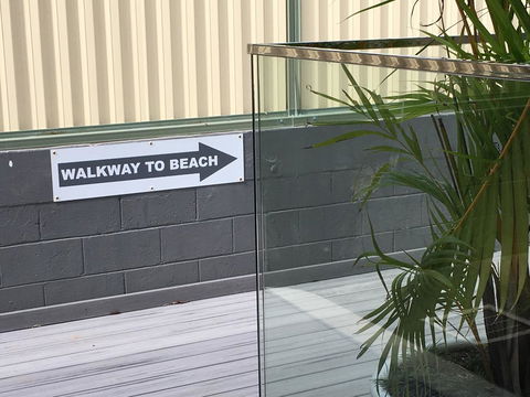 Burleigh Palms Holiday Apartments - Your Accommodation 11