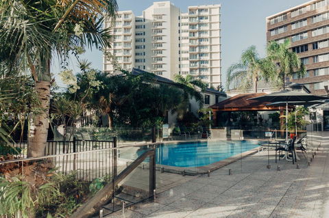 Burleigh Palms Holiday Apartments - Your Accommodation 26