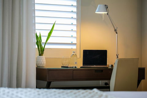 The Point Brisbane Hotel - Your Accommodation 24