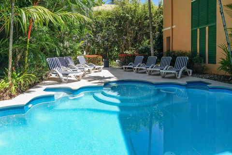 Martinique On Macrossan - Your Accommodation 14