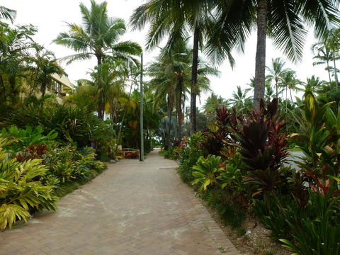 Martinique On Macrossan - Your Accommodation 22