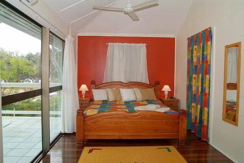 Arcadia Beach Guest House And Car Hire - Your Accommodation 1