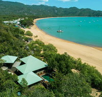 Absolute Beachfront - Your Accommodation