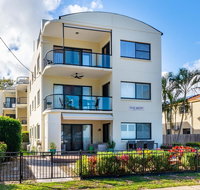 Waterfront views from private rooftop balcony - Bayview South Esp Bongaree - Your Accommodation