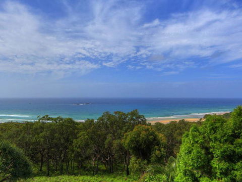 Belle Vue Beach House By Discover Stradbroke - Your Accommodation 15