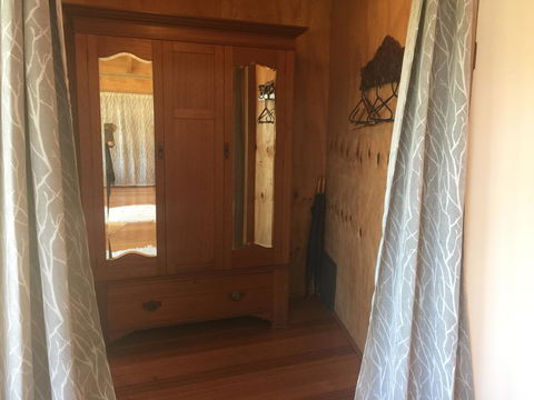 Serenity On High - Your Accommodation 10