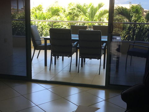 #1 On The Strand - Your Accommodation 2