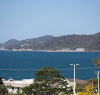'GrandView' 10 Grandview Close - huge house with water views aircon WIFI Netflix Foxtel  Billiard Table - Your Accommodation