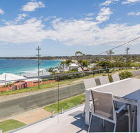 'Salt  Light' Mollymook - Your Accommodation