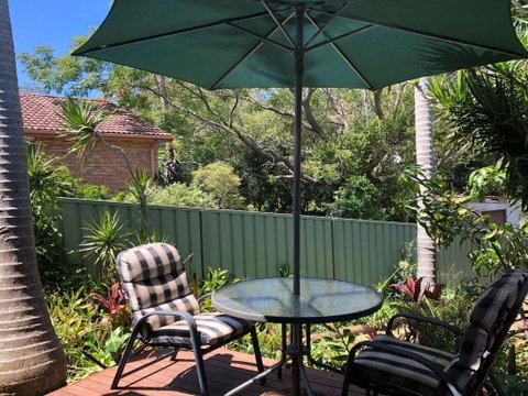 'Sandy Palms' 28 Moorooba Cr - Beautiful Home With Wifi, Air-con And Boat Parking - Your Accommodation 3
